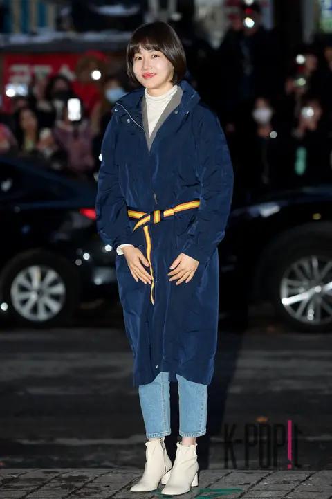 Hwang Woo-seul-hye — Crash Landing on You Wrap Party