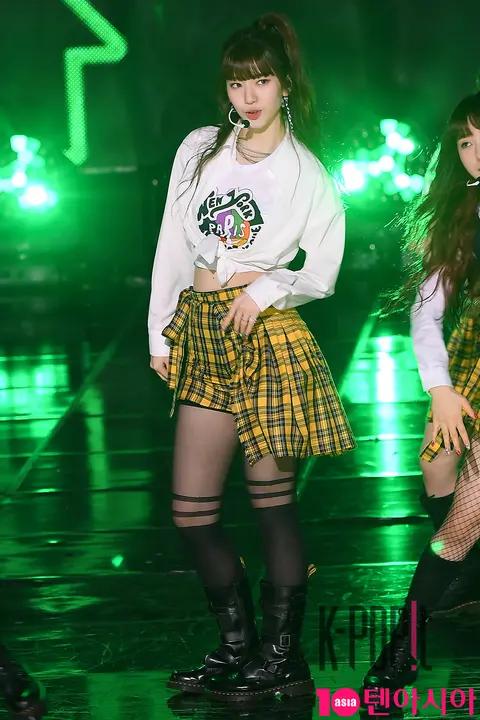 Rocket Punch, Suyoon — The Show