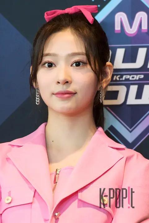 IZ*ONE, Kim Min-joo — M Countdown Rehearsal