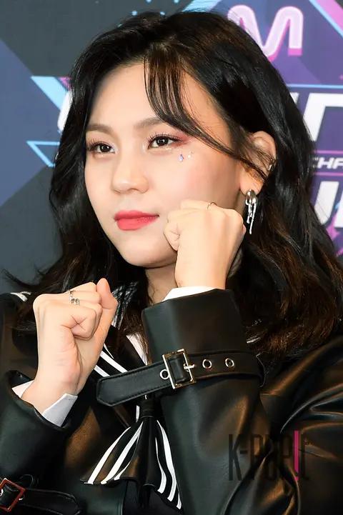 GFRIEND, Umji — M Countdown Rehearsal
