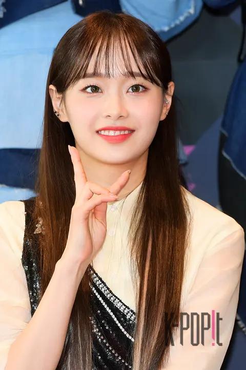 LOONA, Chuu — M Countdown Rehearsal