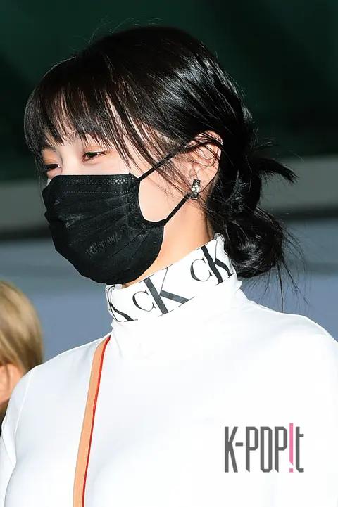 Seo Ye-jin (Reporter) — Airport, TWICE, Momo