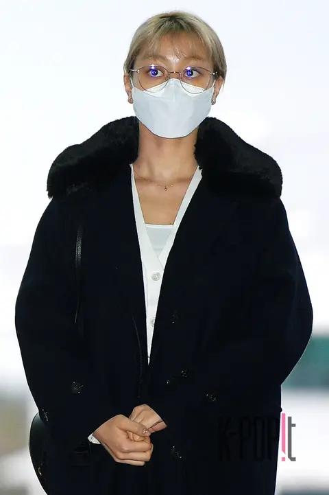 Seo Ye-jin (Reporter) — Airport, TWICE, Jihyo
