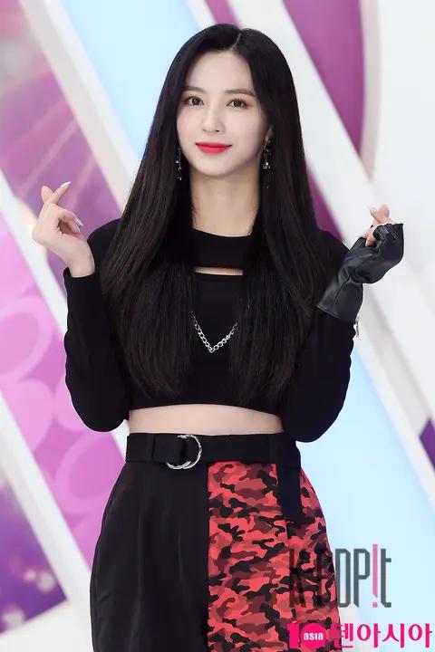 Cherry Bullet, Ji-won — The Fact Inta