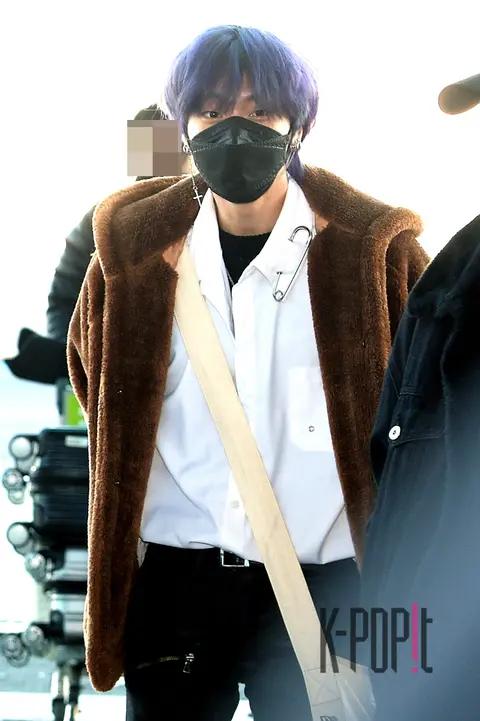 One Team, Je-hyun — Airport