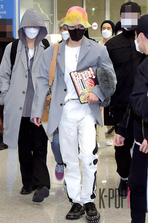 NCT 127, Jung Woo, Tae-yong — Airport