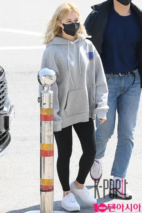 WJSN, Dayoung — Radio Arrival