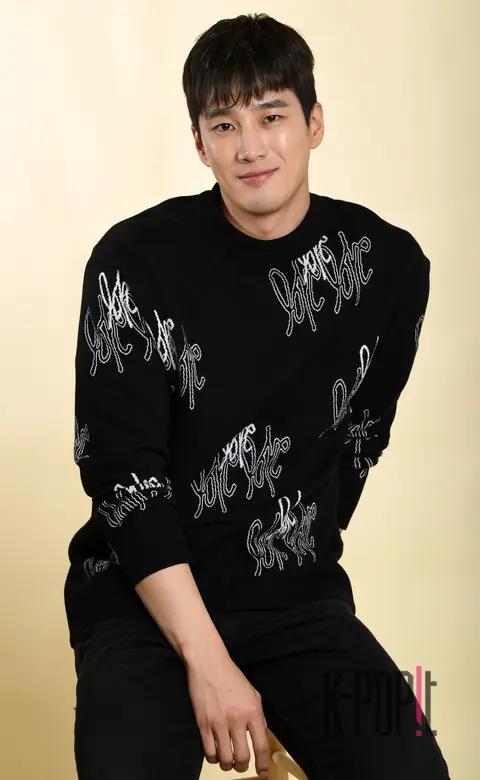 Ahn Bo-hyun — Itaewon Class Interview