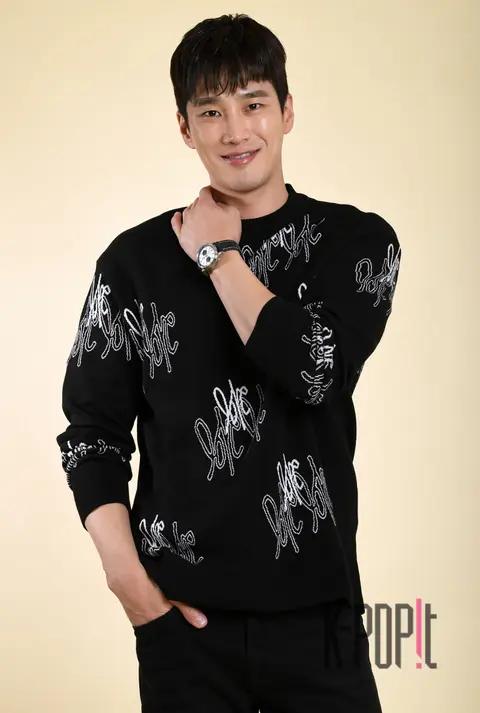 Ahn Bo-hyun — Itaewon Class Interview
