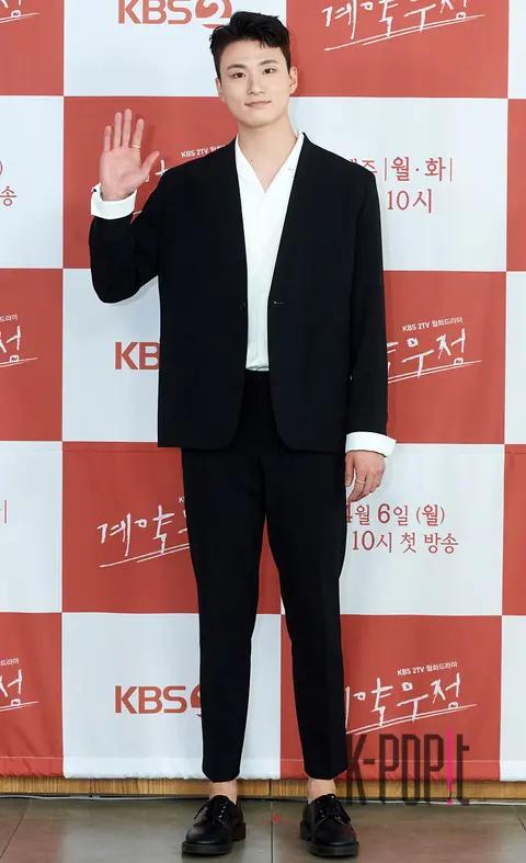 Shin Seung-ho — Contract Friendship Production Briefing