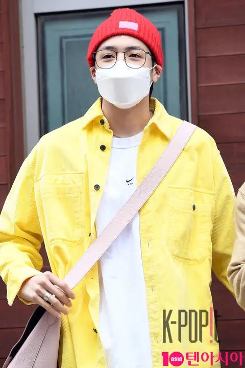 PENTAGON, Woo-seok — 21st National Assembly Election Early Voting