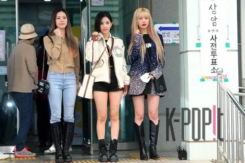 (G)I-DLE, Miyeon, So-yeon, Sujin — Sangam-dong Residential Center Early Voting