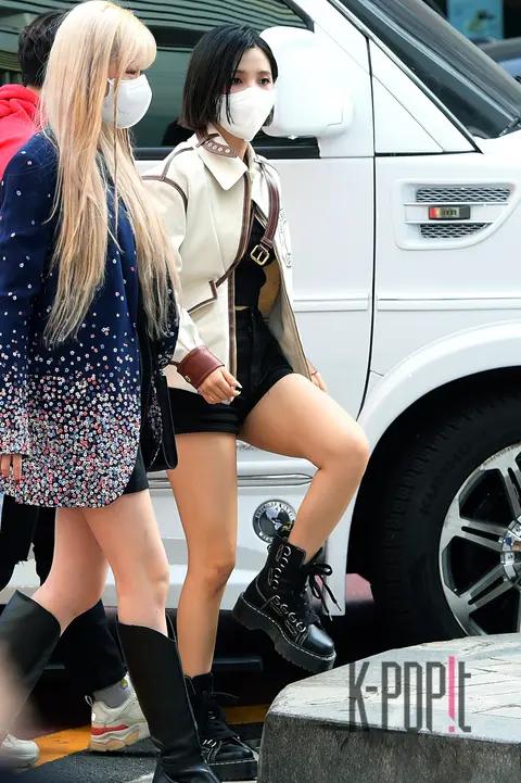 (G)I-DLE, So-yeon — Sangam-dong Residential Center Early Voting