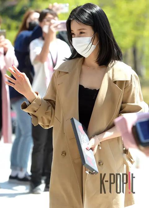 Apink, Park Cho-rong — Jung Eun-ji's Music Square Arrival
