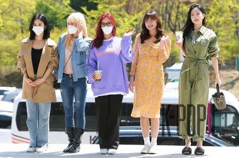 Apink — Jung Eun-ji's Music Square Arrival