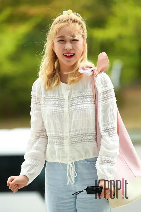 WJSN, Dayoung — Jung Eun-ji's Music Square Arrival