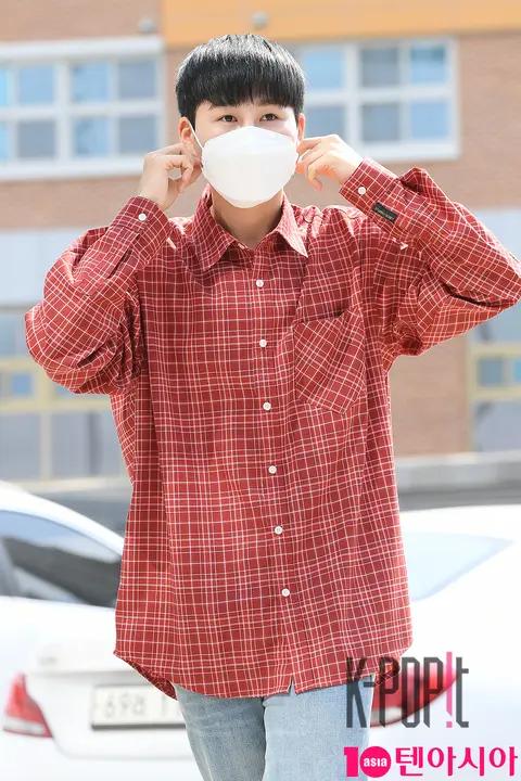 Kim Hee-jae — Mr. Trot Knowing Bros