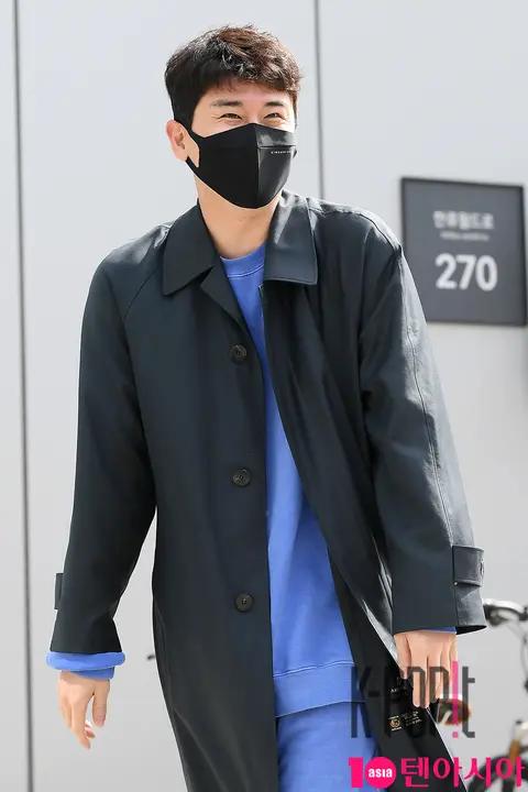 Young Tak — Mr. Trot Knowing Bros