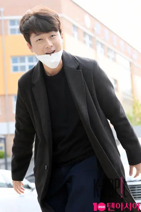 Lee Chan-won — Mr. Trot Knowing Bros