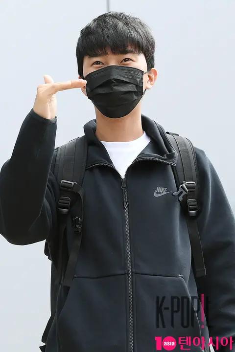 Im Young-woong — Mr. Trot Knowing Bros