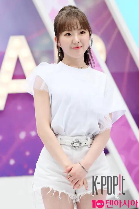 Seo Gyeong 2 — LOONA/NewJeans-related Content — 2020-05-04