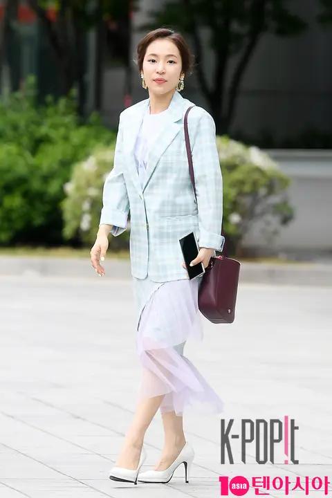 Hong Ja — Miss Trot