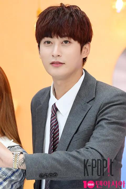Block B, Jae-hyo — The Fact Inta — 2020-05-11