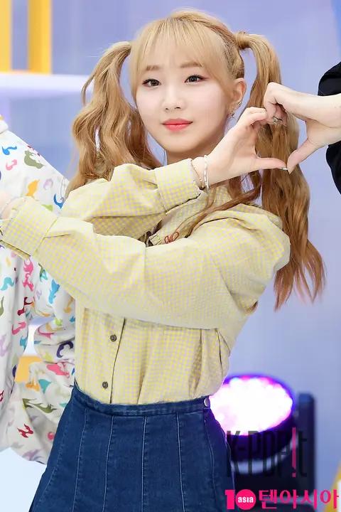 LOONA, Yeojin 2 — The Fact Inta