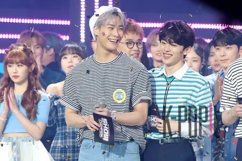 Moonbin, Kang Min — Show Champion