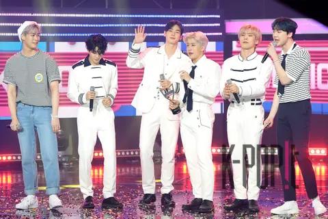 ASTRO — Show Champion