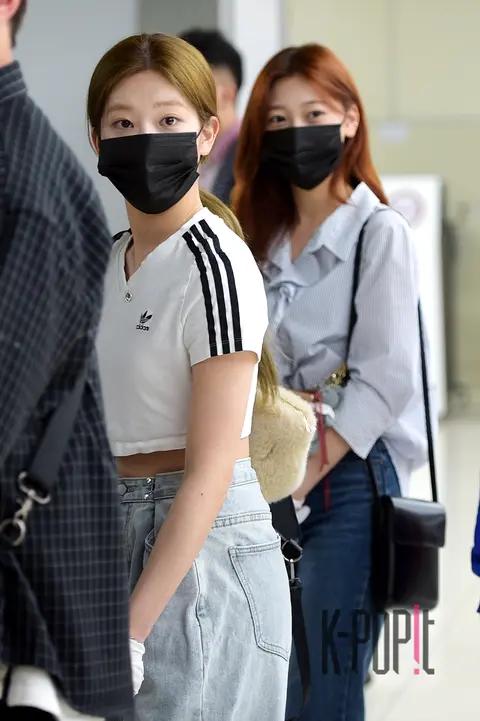 LOONA, Kim Lip, Choe Ri — Airport