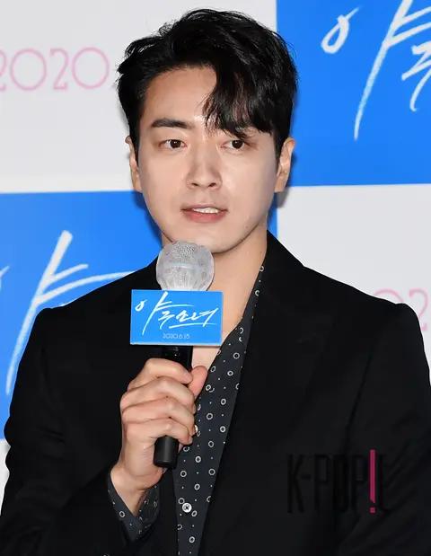 Lee Jun-hyuk, Lee Ju-young — Baseball Girl Press Screening