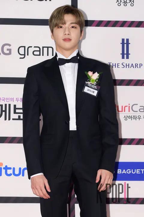 Kang Daniel — 2020 Brand Customer Loyalty Awards