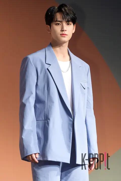 SEVENTEEN, Min Gyu-seo Ye-jin (reporter) — SEVENTEEN Press Conference