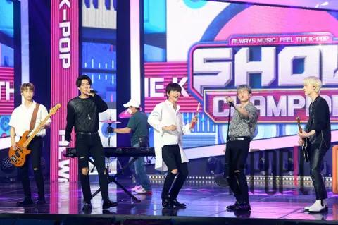 N.Flying — Show Champion