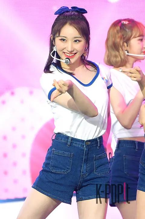IZ*ONE, Lee Chae-won — Show Champion