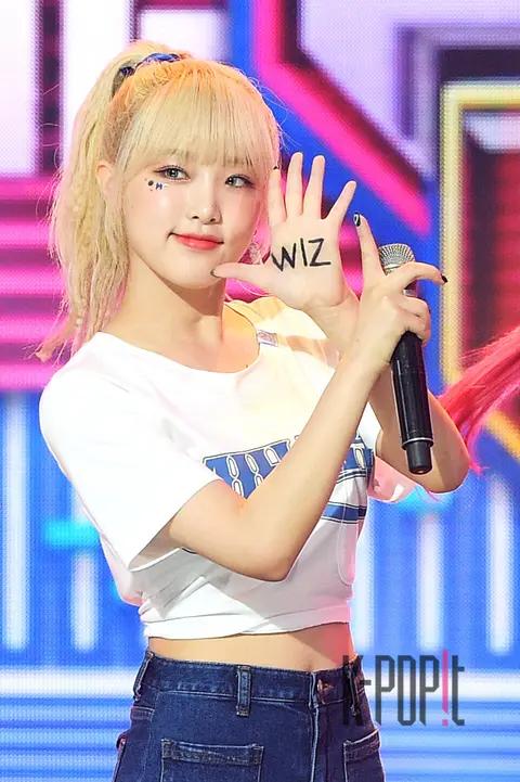 IZ*ONE, Choi Ye-na — Show Champion