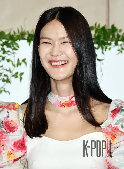 Jeon Su-min — Wedding Press Conference