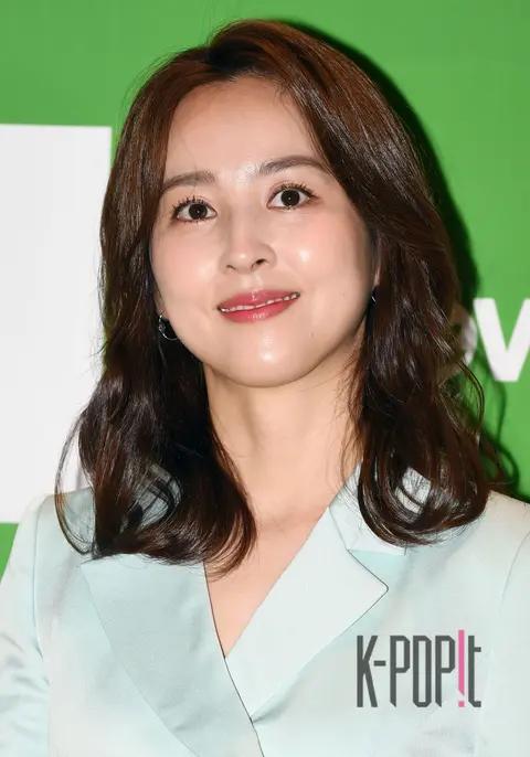 Han Hye-jin — Launch