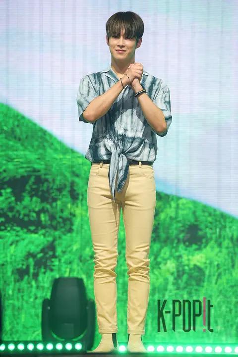 SF9, Dawon — SF9 Showcase