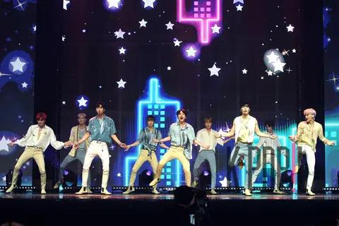 SF9 — SF9 Showcase