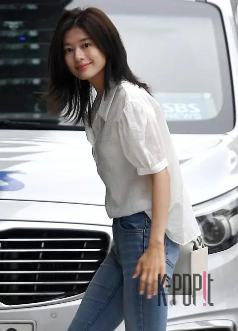 Jung So-min — Radio Arrival