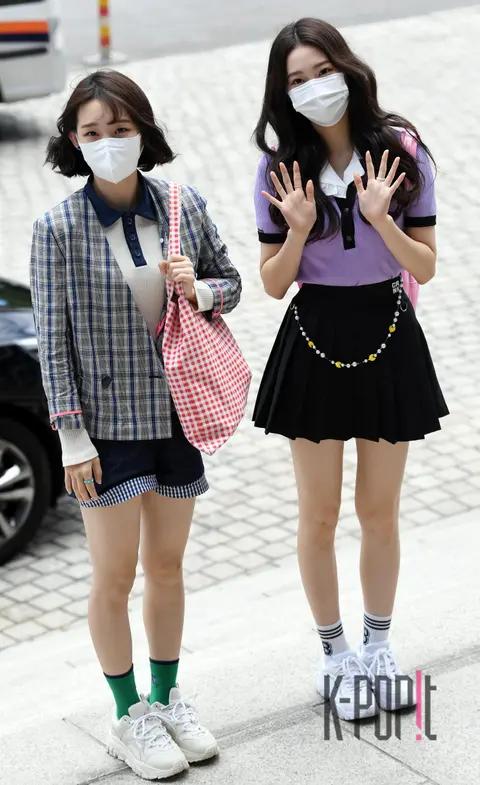 Weeekly, Ji-yun, Joa — Radio Arrival