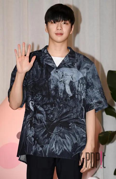 Kang Daniel — Guerrilla Interview