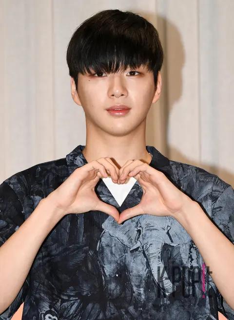 Kang Daniel — Guerrilla Interview