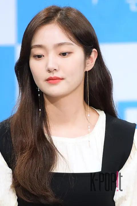 Kim Hye-jun — Everyone Pitches In Production Briefing
