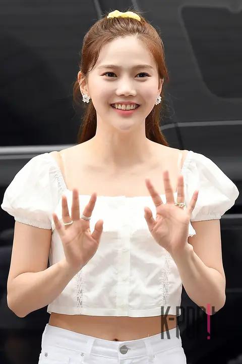 OH MY GIRL, HyoJung — Idol on Quiz
