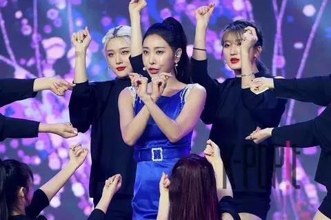 Heo Chan-mi — Show Champion