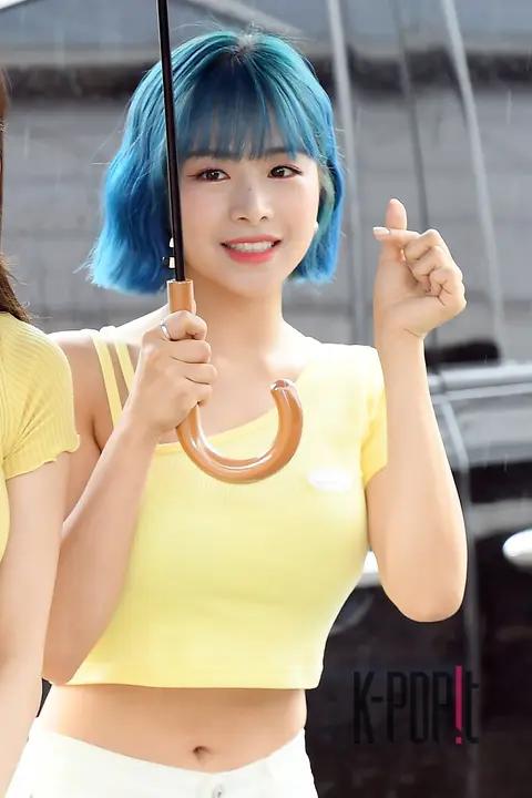 Chaewon (APRIL) — Quiz Over Idol Arrival