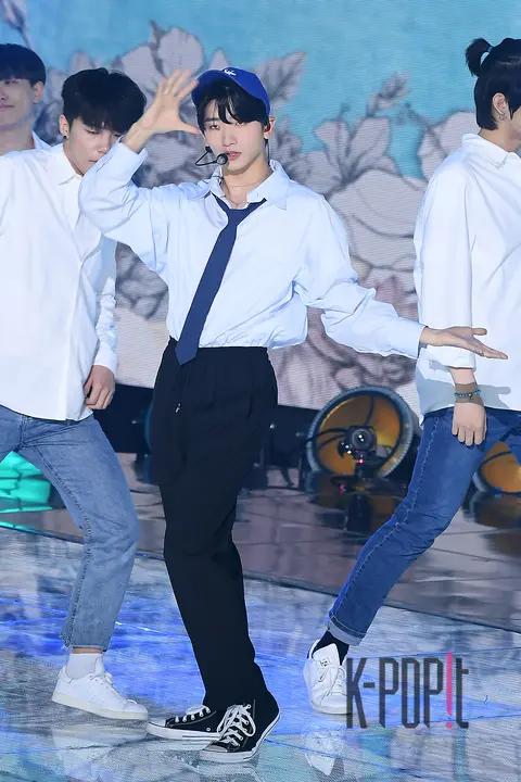 Hong Eun-ki — The Show